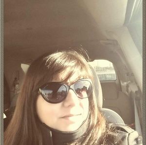 Meet your Posher, Ileana